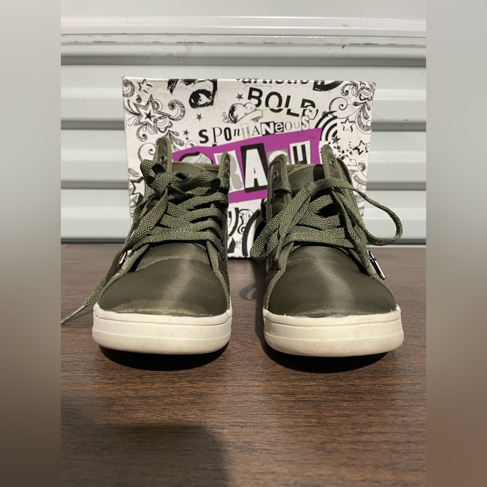 Brash Shoes "Cassidy" Olive Green Military Style Emoji Women's Shoes, Size 7.5 - Picture 12 of 13